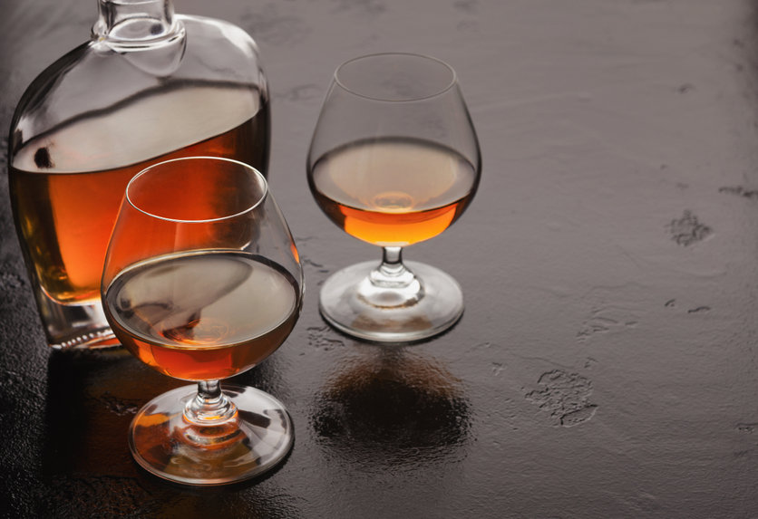 how to serve brandy