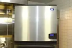 Manitowoc IDT0500W    30"  Full-Dice Ice Maker, Cube-Style - 400-500 lbs/24 Hr Ice Production,  Water-Cooled, (-161) 115v/60/1-ph, 10.8 amps