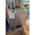 Manitowoc UYF0310W 30" Half-Dice Ice Maker With Bin, Cube-Style - 200-300 lbs/24 Hr Ice Production, Water-Cooled, 115 Volts