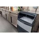 Scotsman UC2724MA-1 24.00" Full-Dice Ice Maker With Bin, Cube-Style - 200-300 lbs/24 Hr Ice Production, Air-Cooled, 115 Volts